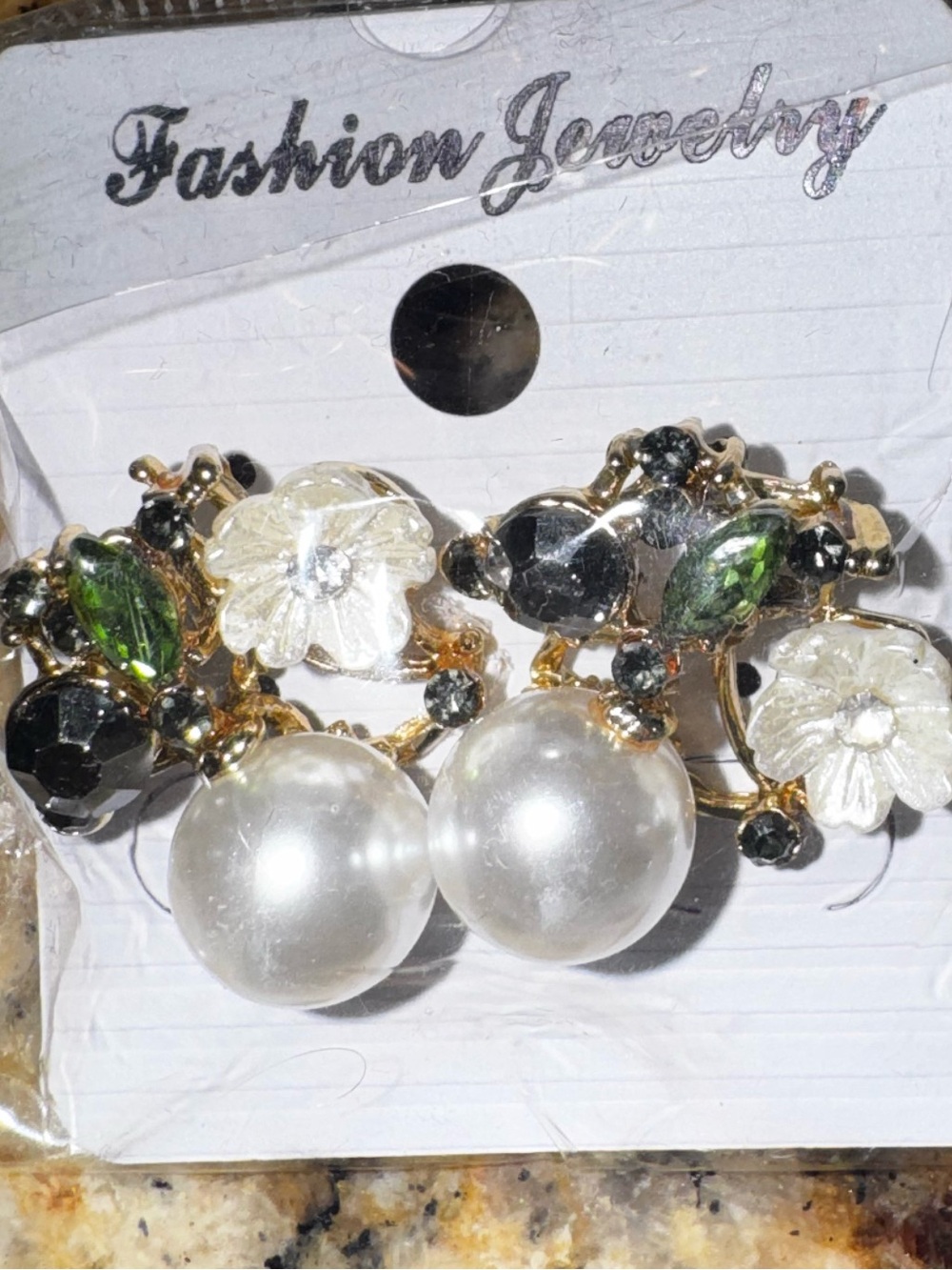 Fashion Jewelry Pearl & Floral Drop Earrings - White and Green